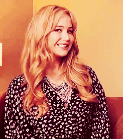 大表姐jennifer lawrence:伦家只是有一点点圆润.